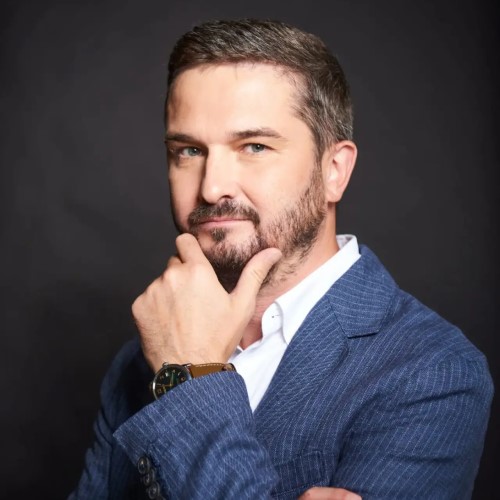 Тимур Бекшенев